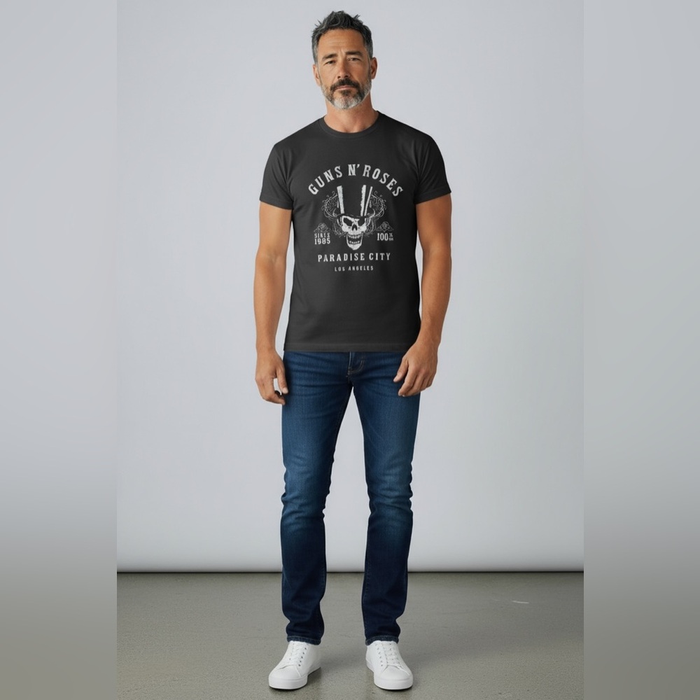 Guns N’ Roses Paradise City Graphic Short Sleeve Band Tee